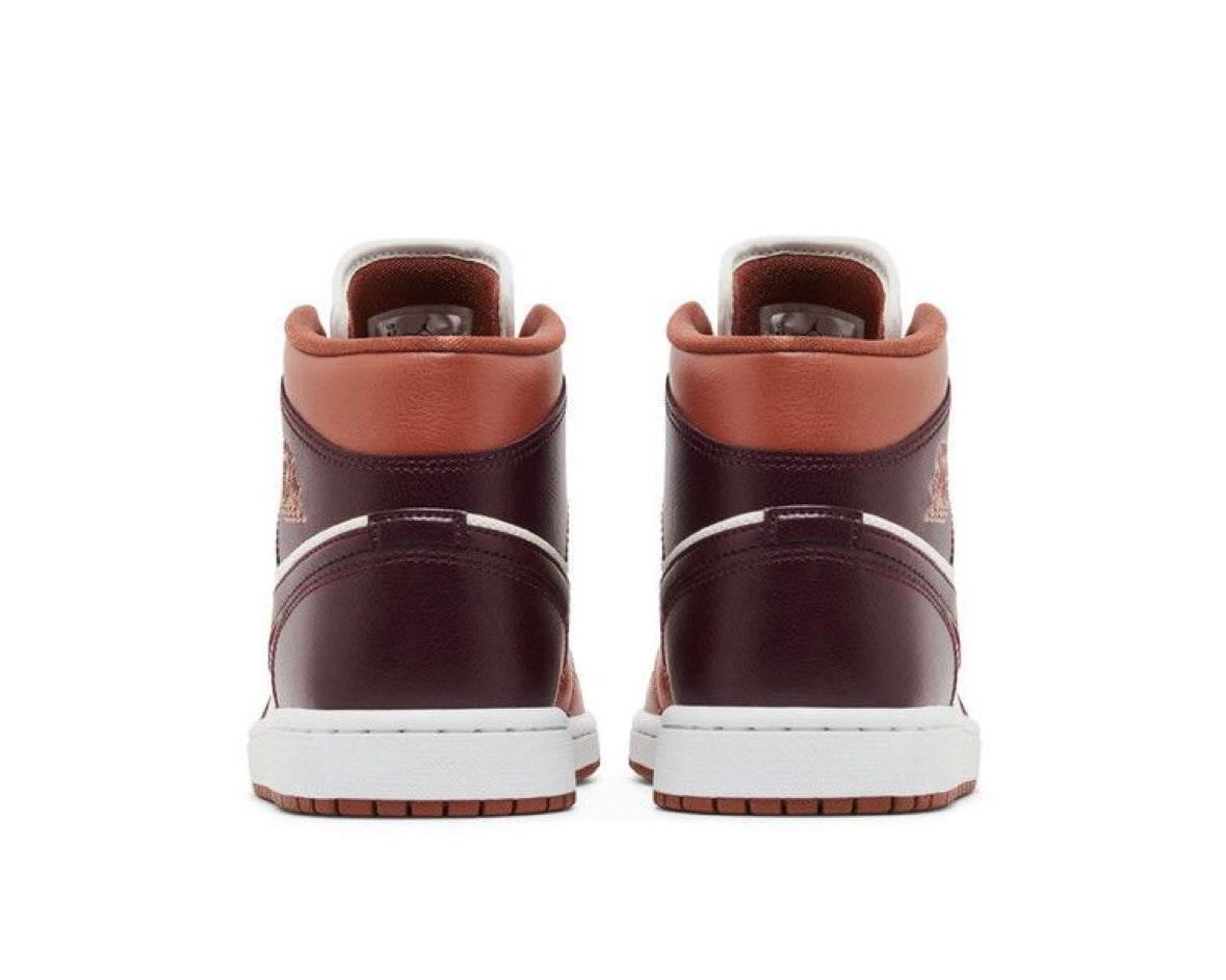 AIR JORDAN 1 MID ‘DUSTY PEACH’