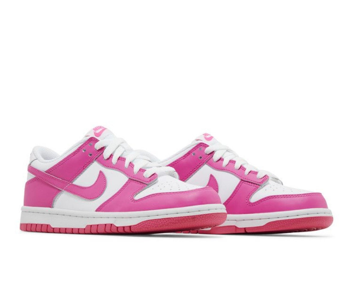 NIKE DUNK LOW ‘LASER FUCHSIA’