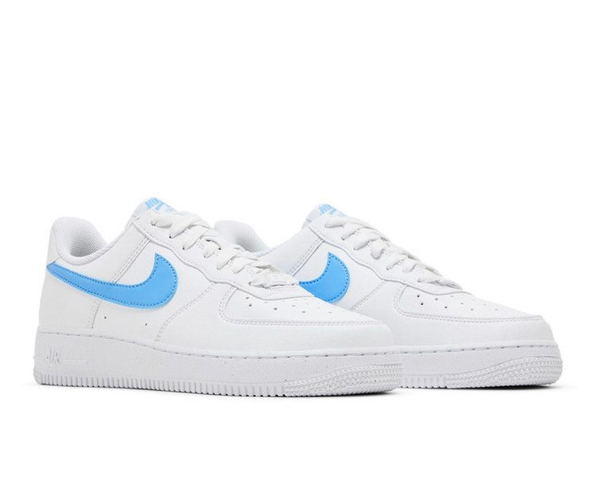 NIKE AIR FORCE 1 ‘07 SE NEXT NATURE ‘WHITE UNIVERSITY BLUE’