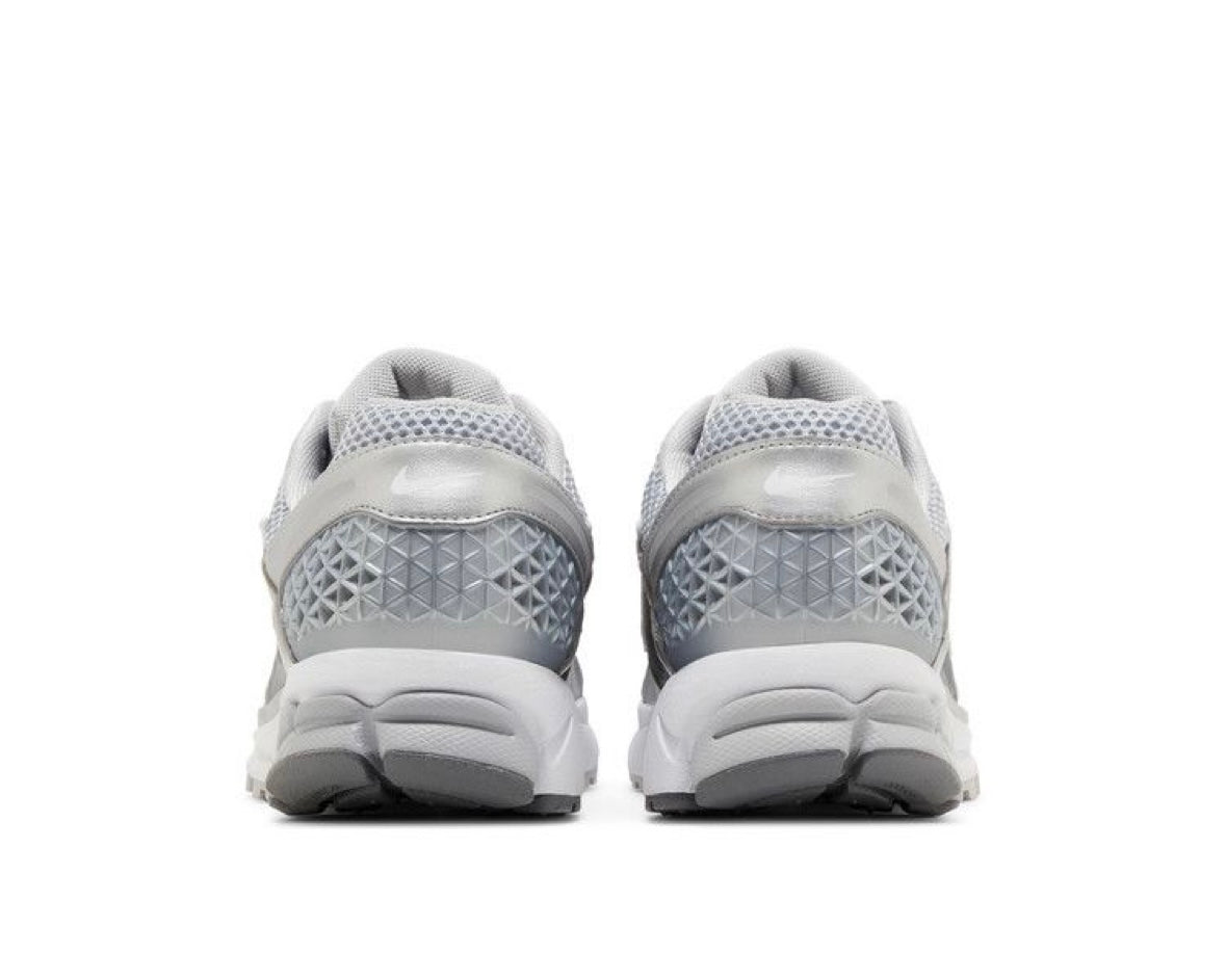 NIKE AIR ZOOM VOMERO 5 ‘WOLF GREY’