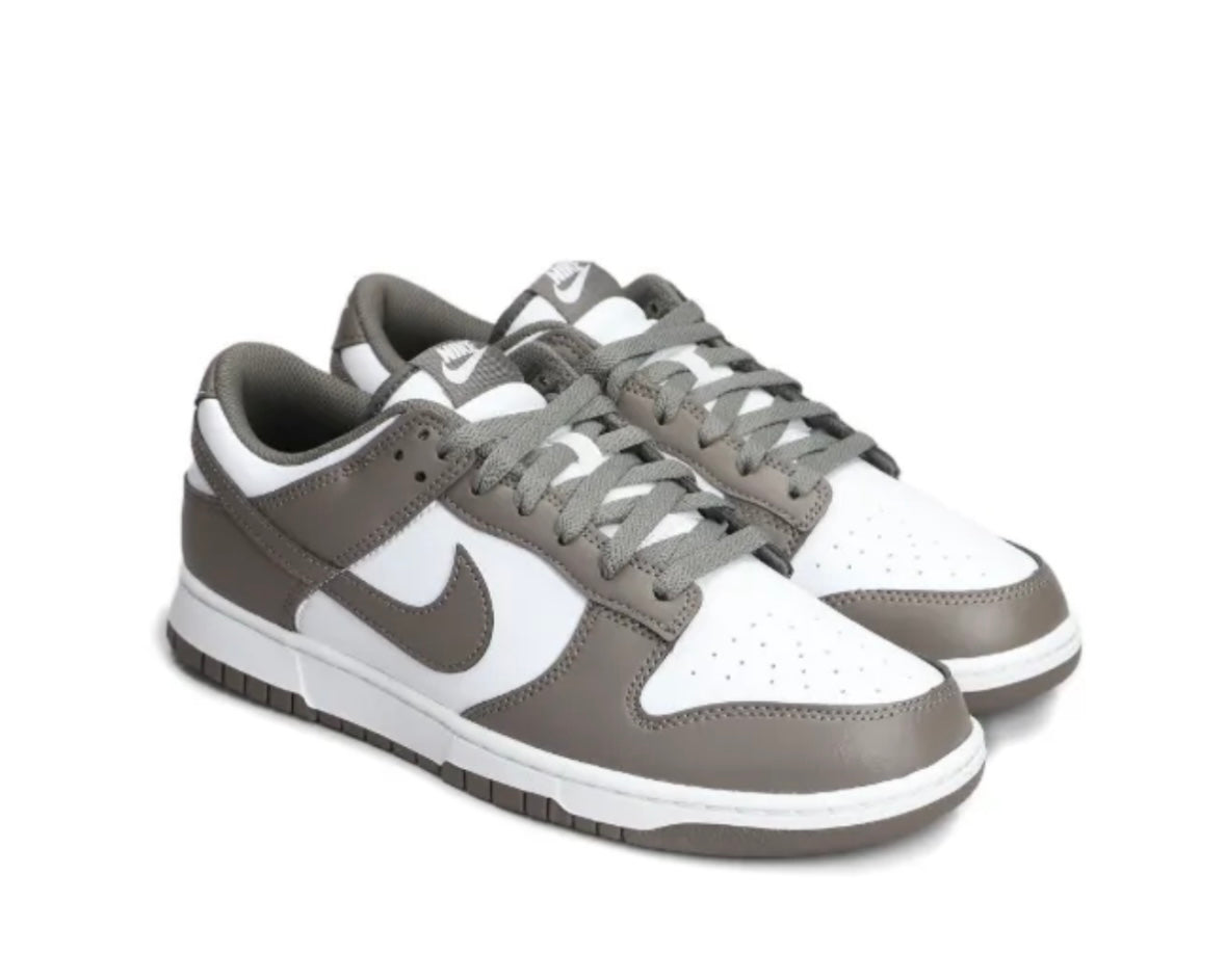 NIKE DUNK LOW ‘CAVE STONE’