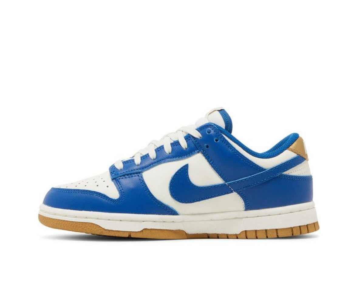 NIKE DUNK LOW ‘KANSAS CITY ROYALS’
