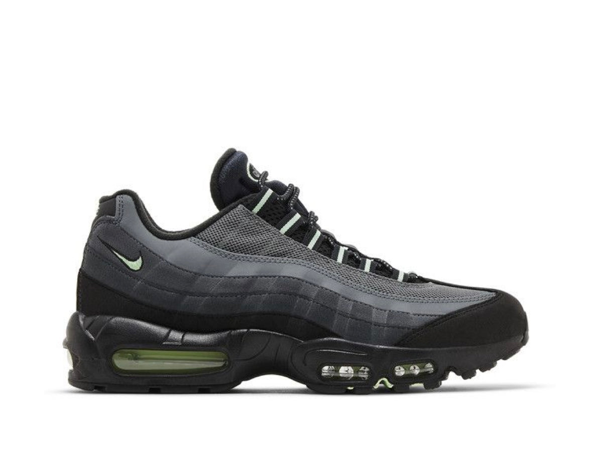 NIKE AIR MAX 95 ‘VAPOR GREEN’