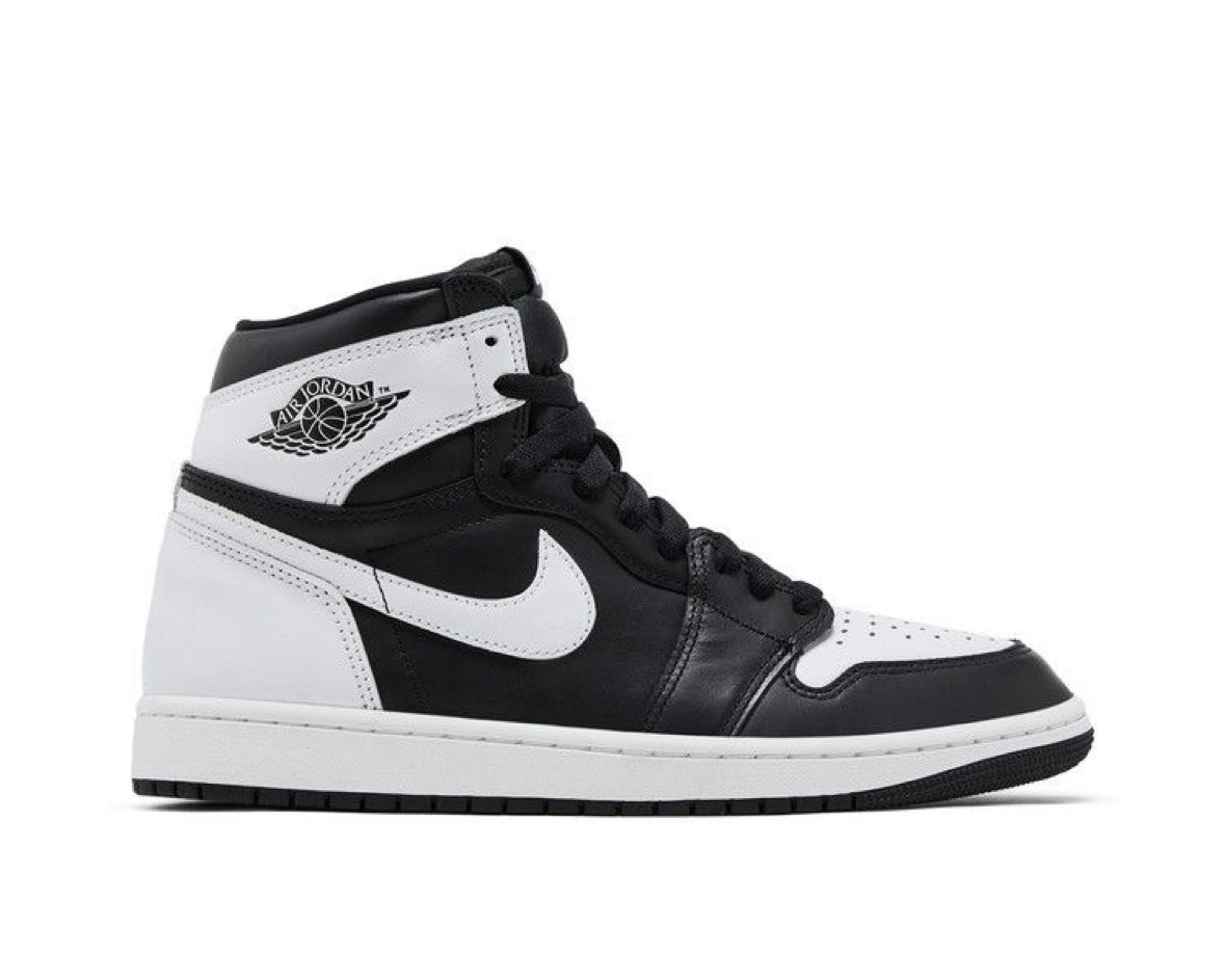 AIR JORDAN 1 RETRO HIGH OG ‘BLACK WHITE 2.0’