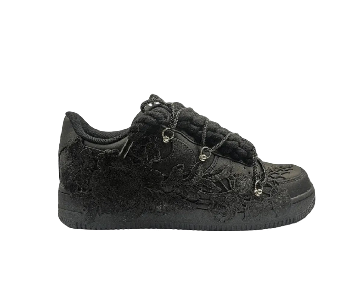 NIKE AIR FORCE 1 ‘07 ‘TRIPLE BLACK’ ‘DIAMOND BLACK ROSE ROPE LACES’