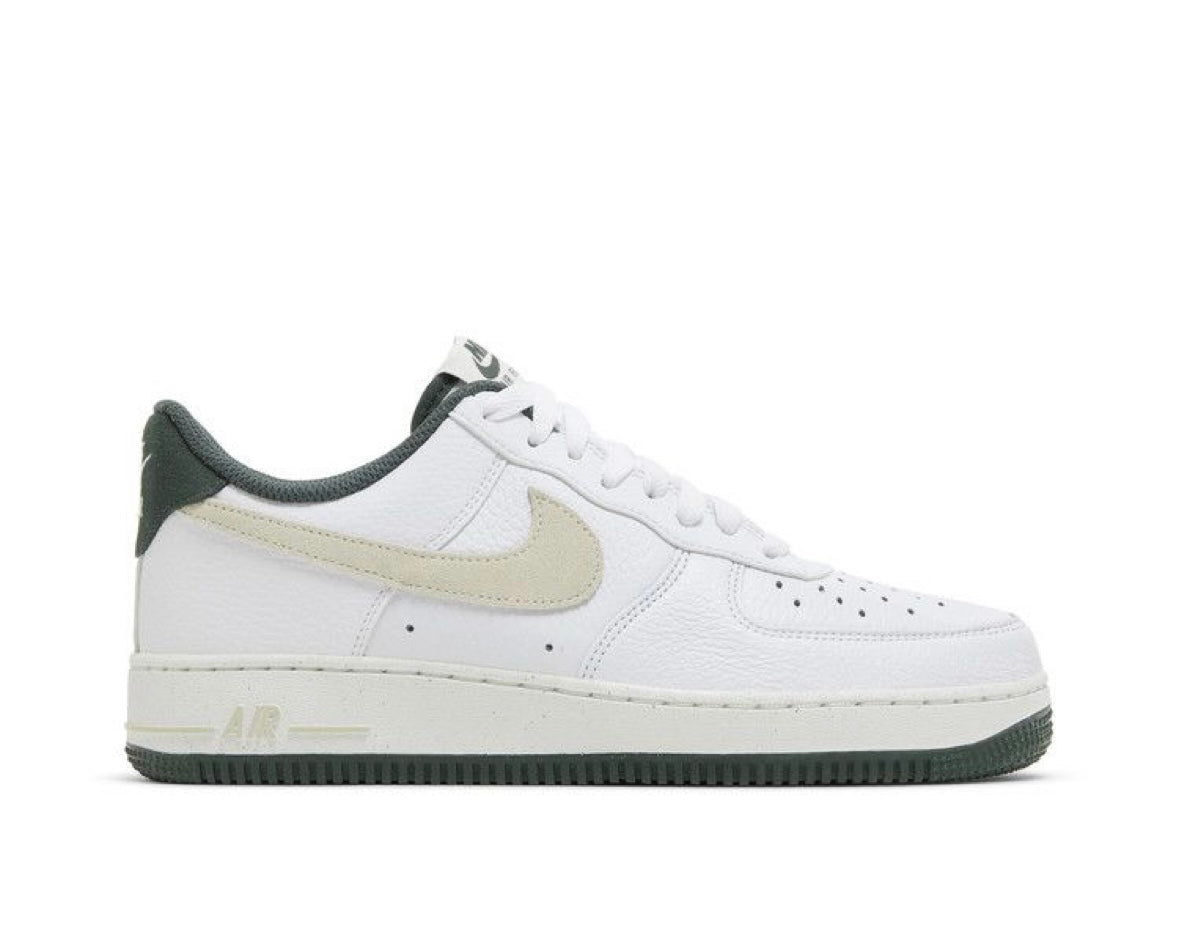 NIKE AIR FORCE ‘07 LV8 ‘VINTAGE GREEN’