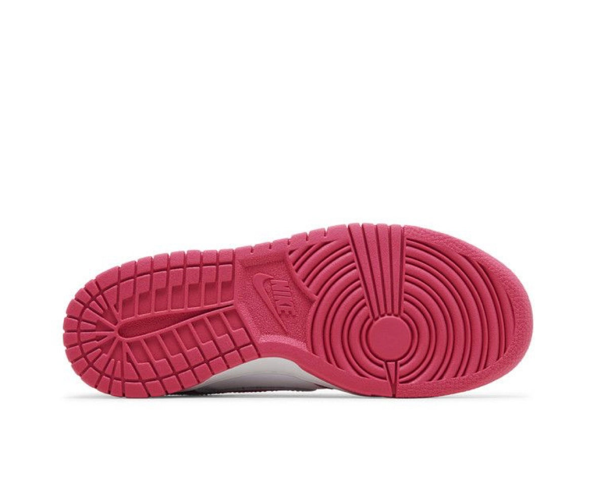 NIKE DUNK LOW ‘LASER FUCHSIA’