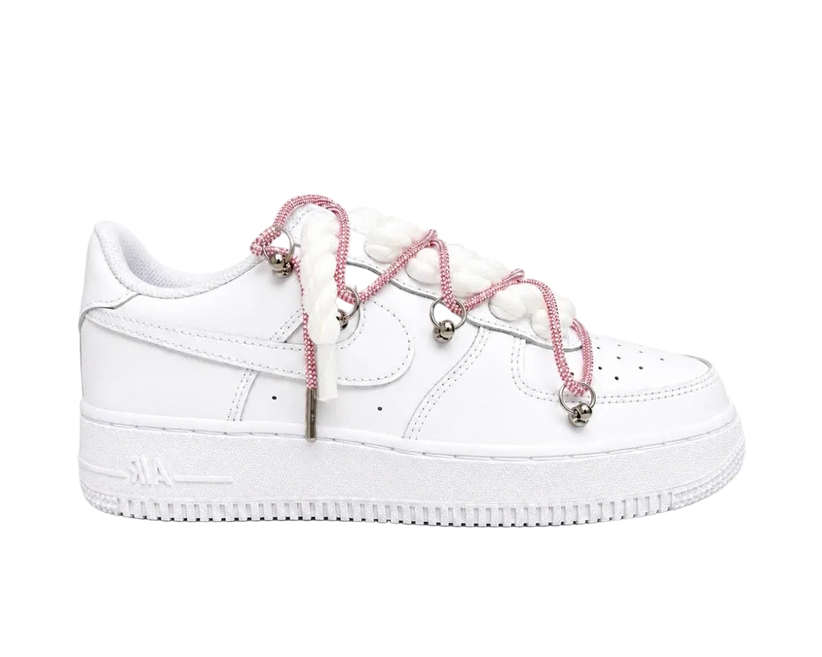 NIKE AIR FORCE 1 ‘07 ‘TRIPLE WHITE’ ‘PINK DIAMOND ROPE LACES’