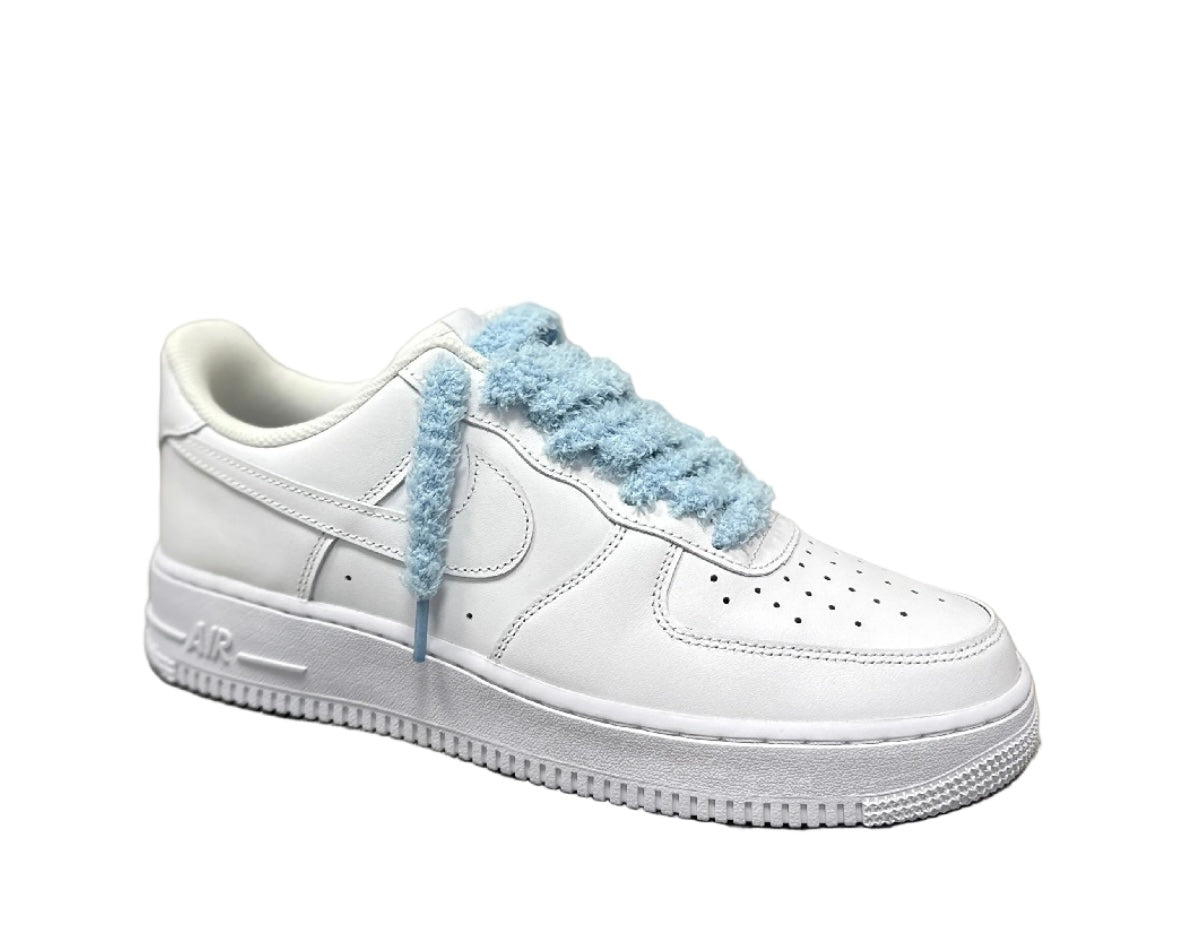 NIKE AIR FORCE 1 ‘07 ‘TRIPLE WHITE FLUFFY LACES BABY BLUE’