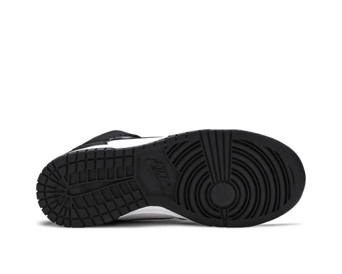 NIKE DUNK HIGH ‘BLACK WHITE’