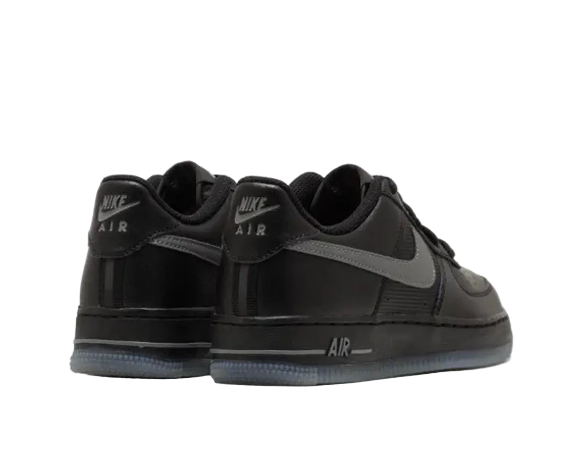 NIKE AIR FORCE 1 ‘BLACK COOL GREY’