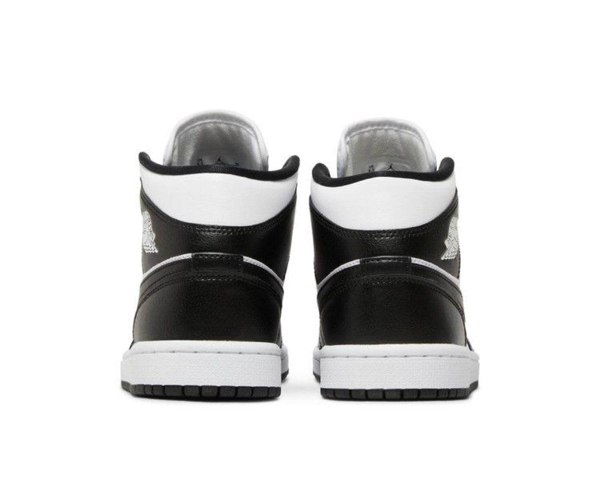 AIR JORDAN 1 MID ‘PANDA’
