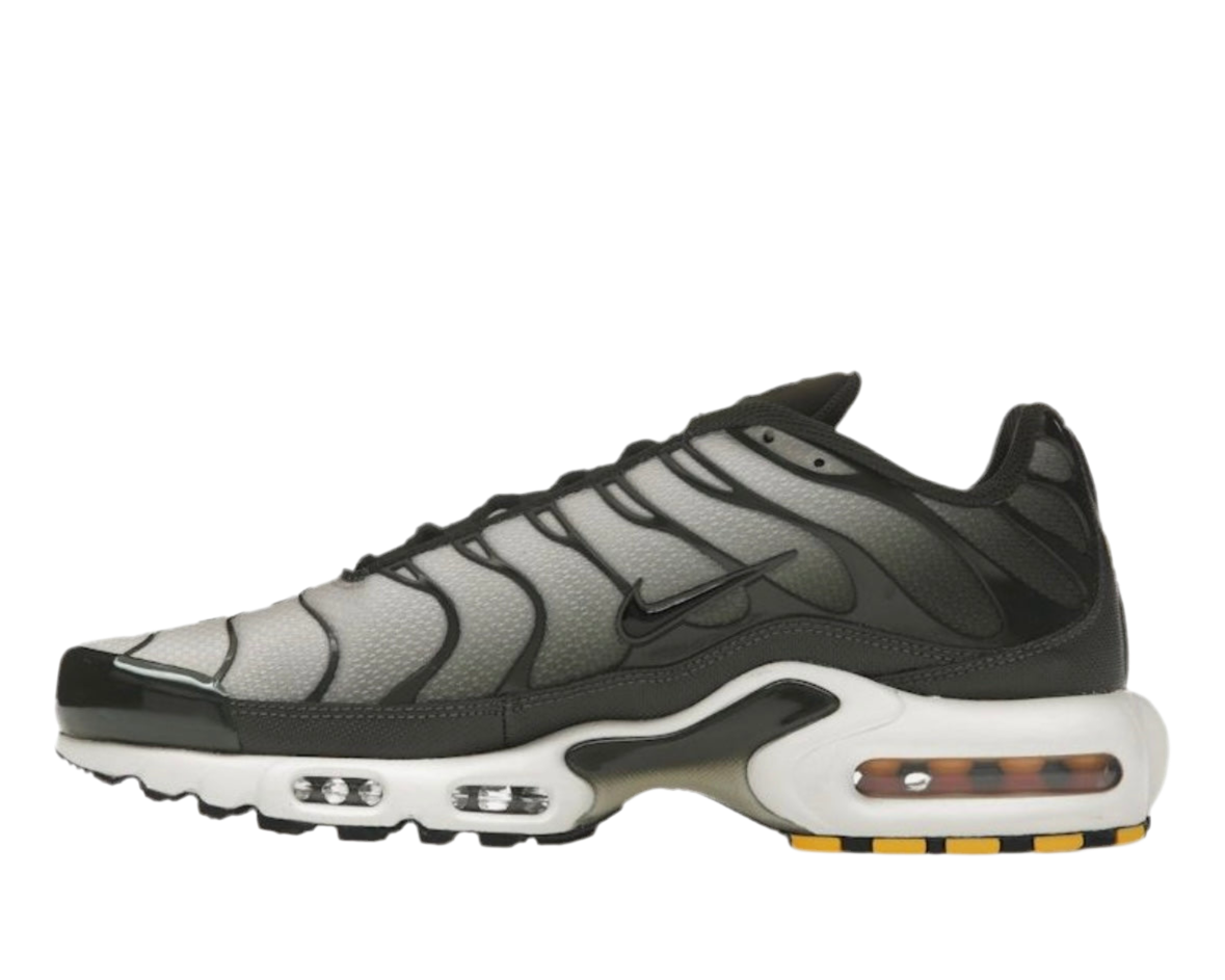 NIKE AIR MAX PLUS ‘SEQUOIA CARGO KHAKI’