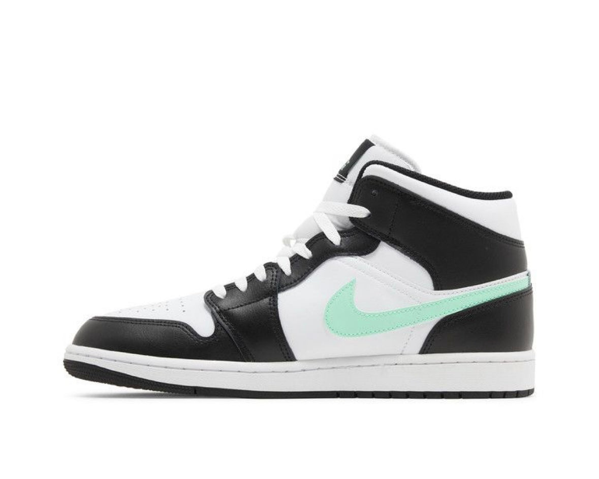 AIR JORDAN 1 MID ‘GREEN GLOW’