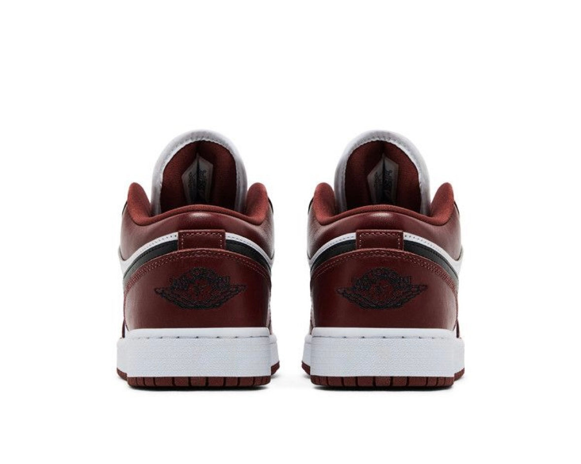 AIR JORDAN 1 LOW ‘DARK PONY’