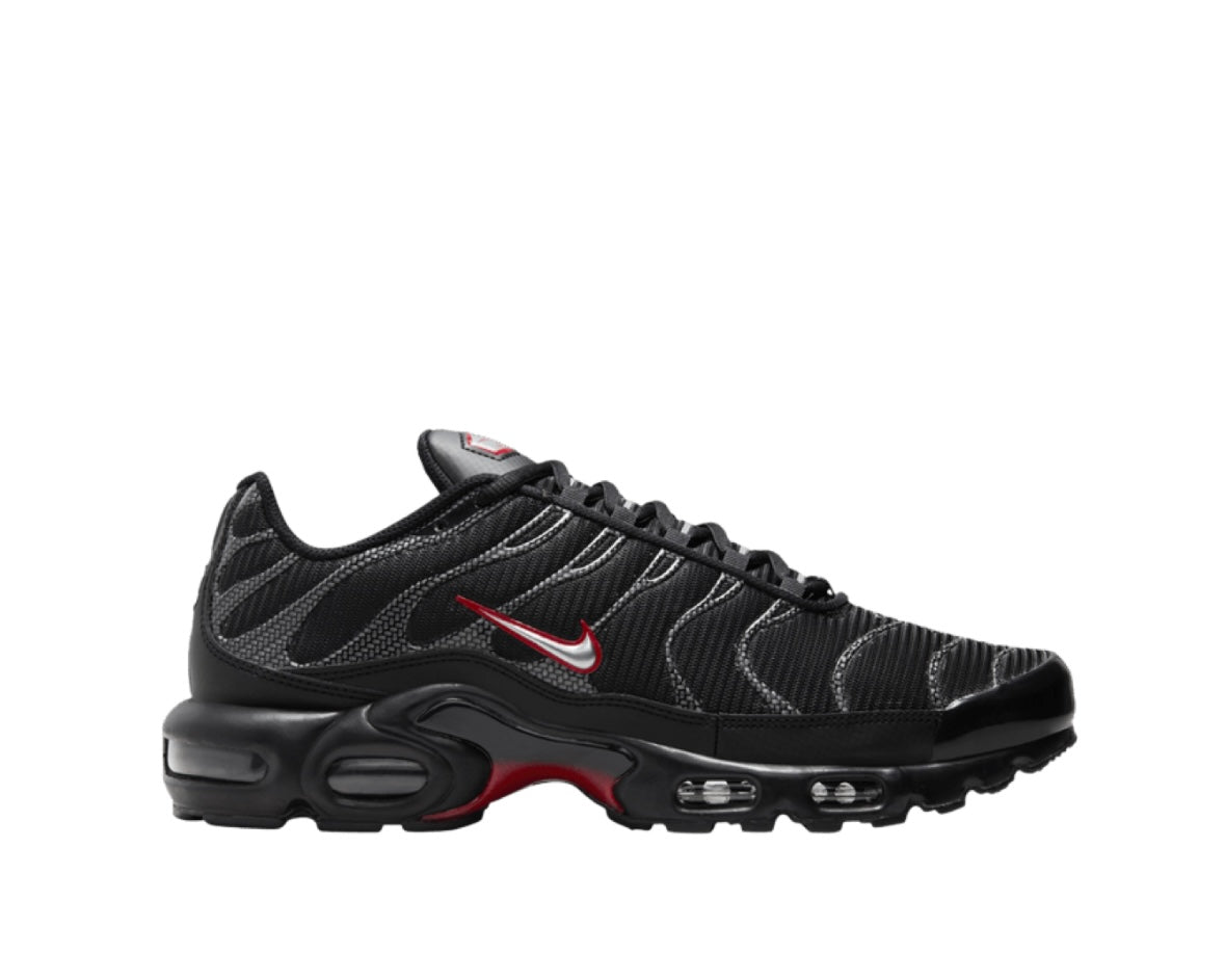 NIKE AIR MAX PLUS ‘CARBON FIBER’
