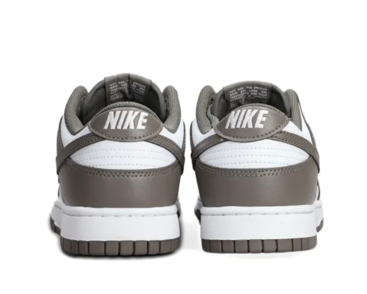 NIKE DUNK LOW ‘CAVE STONE’
