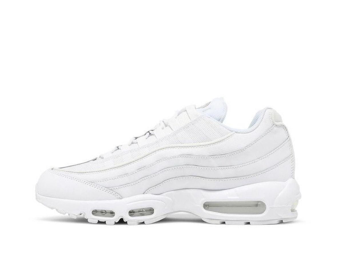 NIKE AIR MAX 95 ‘TRIPLE WHITE’