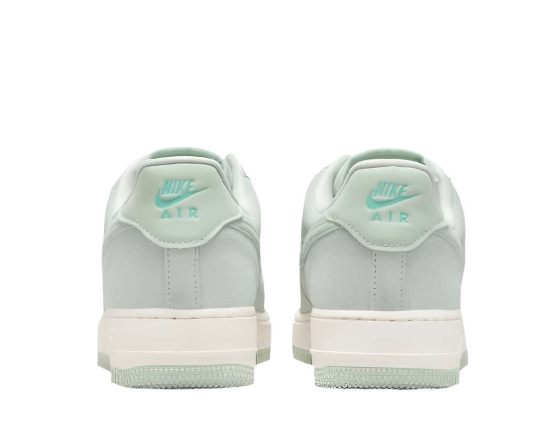 NIKE AIR FORCE 1 LOW ‘SPRUCE AURA PISTACHIO FROST’