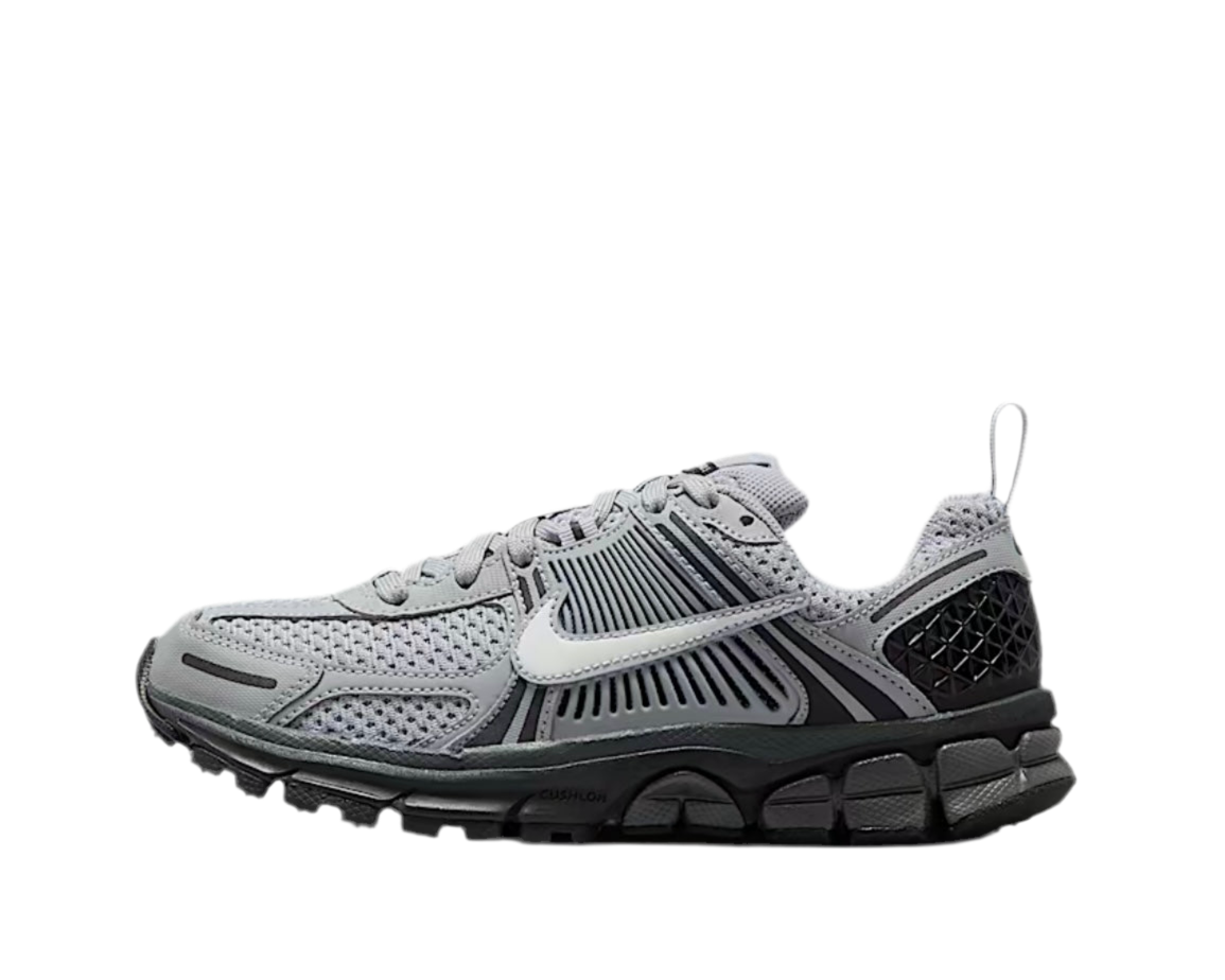 NIKE VOMERO 5 ‘WOLF GREY ANTHRACITE’