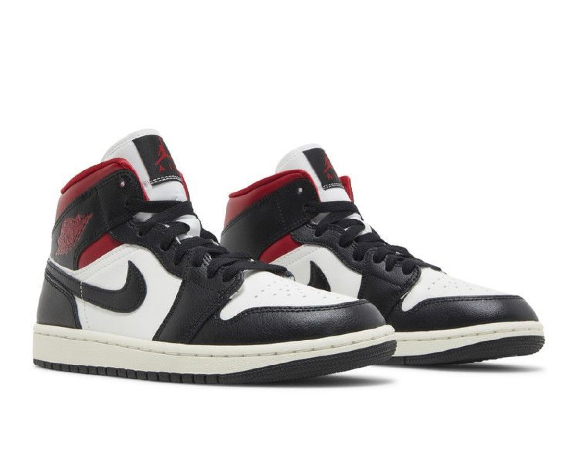 AIR JORDAN 1 MID ‘BLACK SAIL GYM RED’