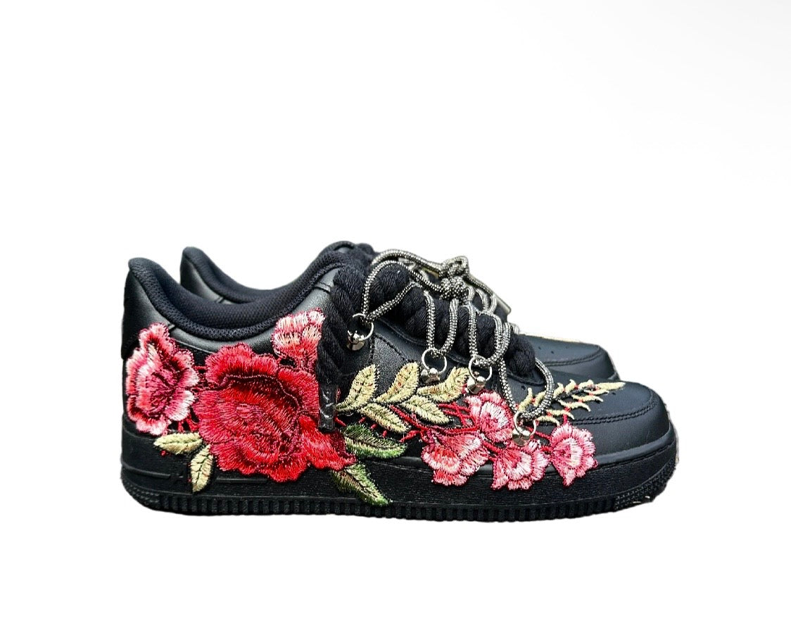 NIKE AIR FORCE 1 ‘07 ‘TRIPLE BLACK’ ‘BLACK DIAMOND ROSE ROPE LACES’