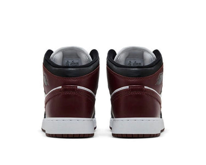 AIR JORDAN 1 MID SE ‘DARK PONY’