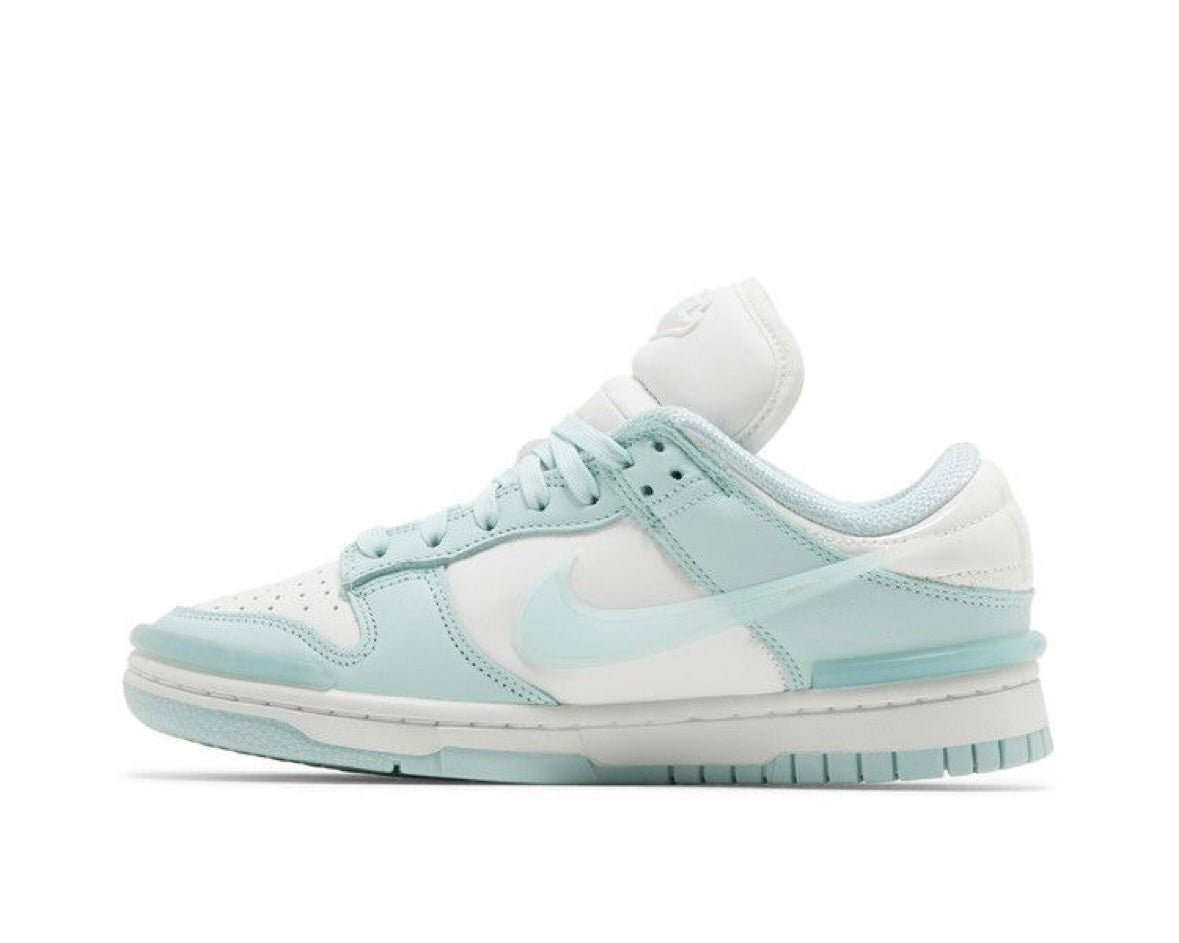 NIKE DUNK LOW TWIST ‘JADE ICE’