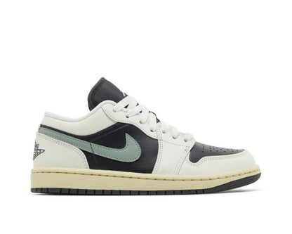 AIR JORDAN 1 LOW ‘JADE SMOKE’