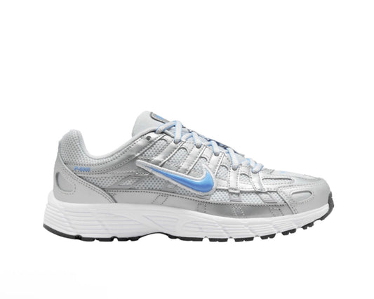 NIKE P-6000 GS ‘METALLIC PLATINUM UNIVERSITY BLUE’