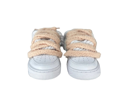 NIKE AIR FORCE 1 ‘07 ‘TRIPLE WHITE’ ‘CHIMNEY CAKE ROPE LACES BEIGE’