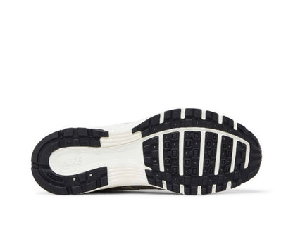 NIKE P-6000 ‘METALLIC SILVER’