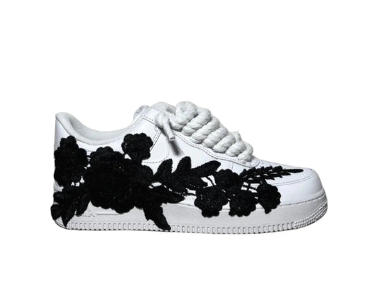 NIKE AIR FORCE 1 ‘07 ‘TRIPLE WHITE’ ‘BLACK ROSE ROPE LACES’