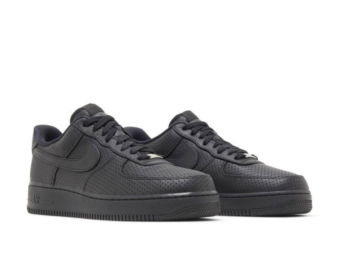 NIKE AIR FORCE 1 SP ‘PERFORATED BLACK’