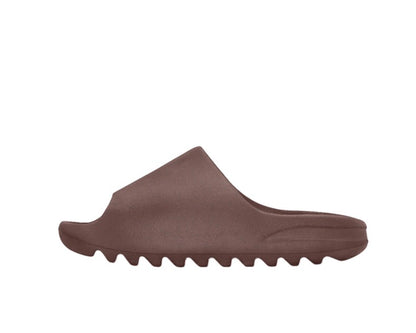 YEEZY SLIDE YS-01 ‘FUDGE’