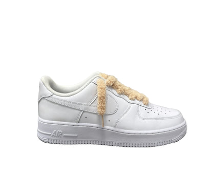 NIKE AIR FORCE 1 ‘07 ‘TRIPLE WHITE FLUFFY LACES CINNAMON’