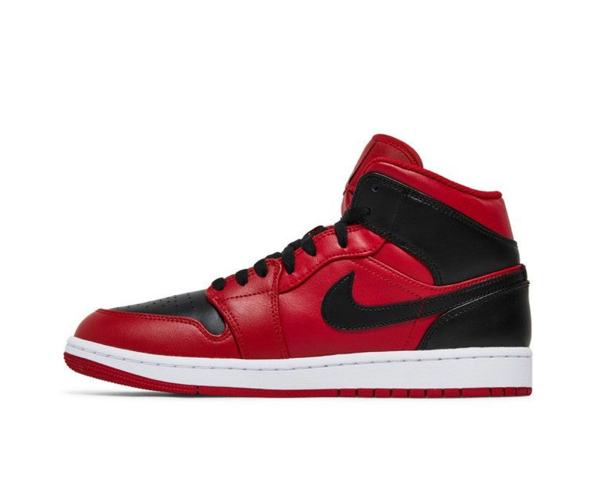 AIR JORDAN 1 MID ‘REVERSE BRED’