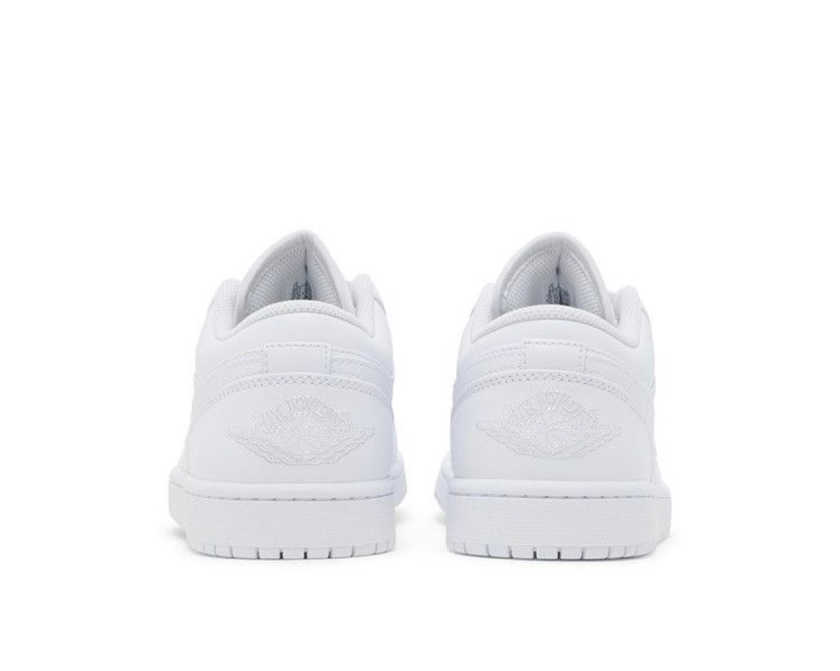AIR JORDAN 1 LOW ‘TRIPLE WHITE’ 2022
