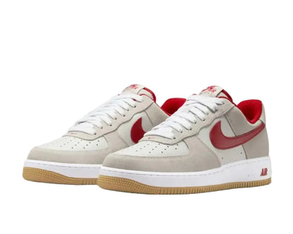 NIKE AIR FORCE 1 ‘07 LV8 ‘PHOTON DUST VARSITY RED’