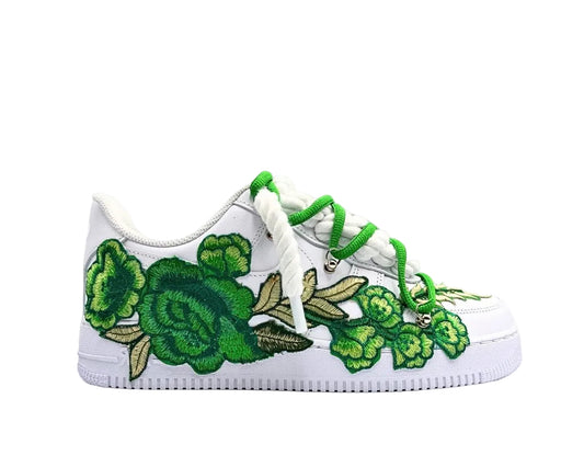 NIKE AIR FORCE 1 LOW ‘07 ‘TRIPLE WHITE’ ‘GREEN ROSE ROPE DOUBLE LACES’