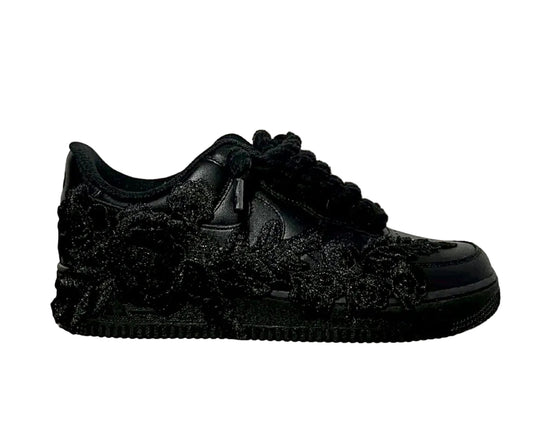 NIKE AIR FORCE 1 ‘07 ‘TRIPLE BLACK’ ‘BLACK ROSE ROPE LACES’