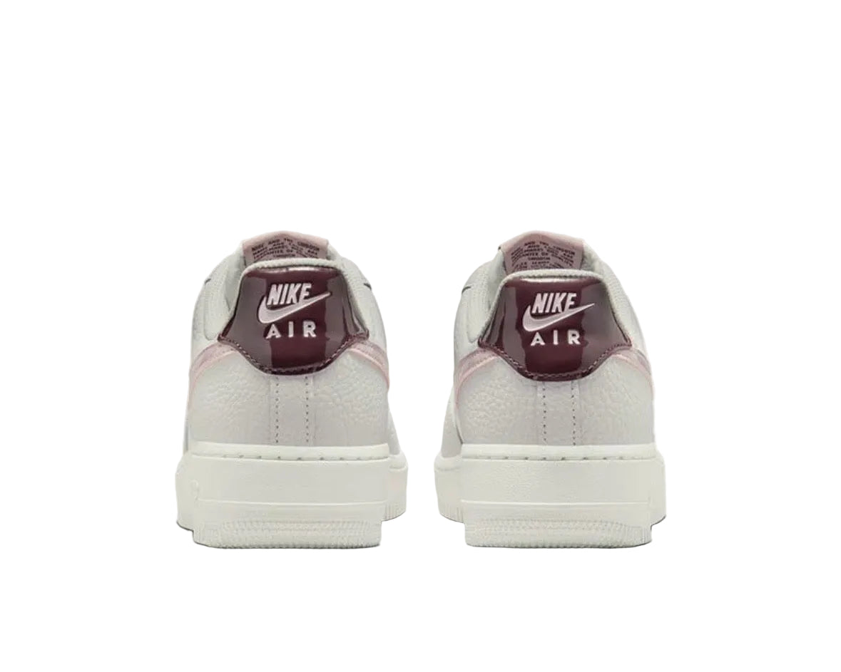 NIKE AIR FORCE 1 ‘PLUM CHALK’