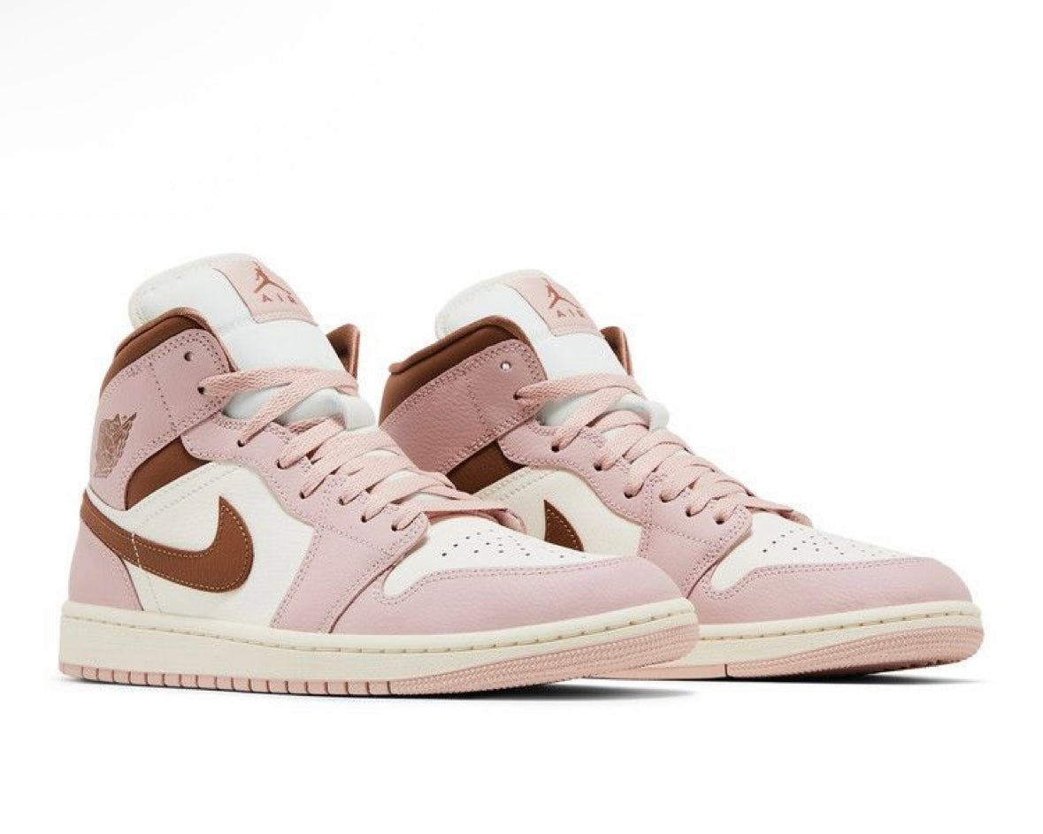 AIR JORDAN 1 MID ‘PINK OXFORD’