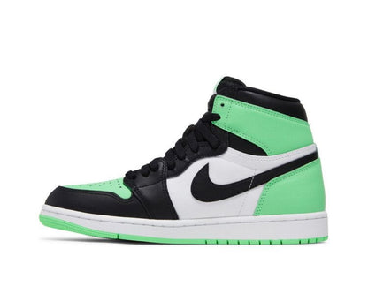 AIR JORDAN 1 RETRO HIGH OG ‘GREEN GLOW’