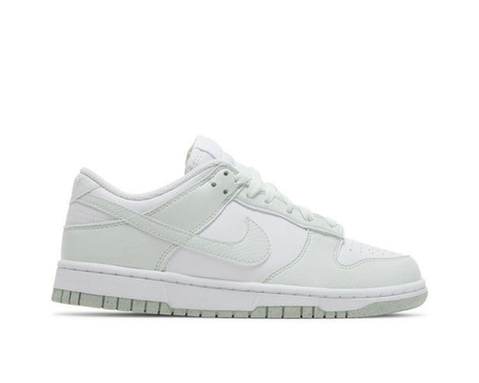 NIKE DUNK LOW NEXT NATURE ‘WHITE MINT’