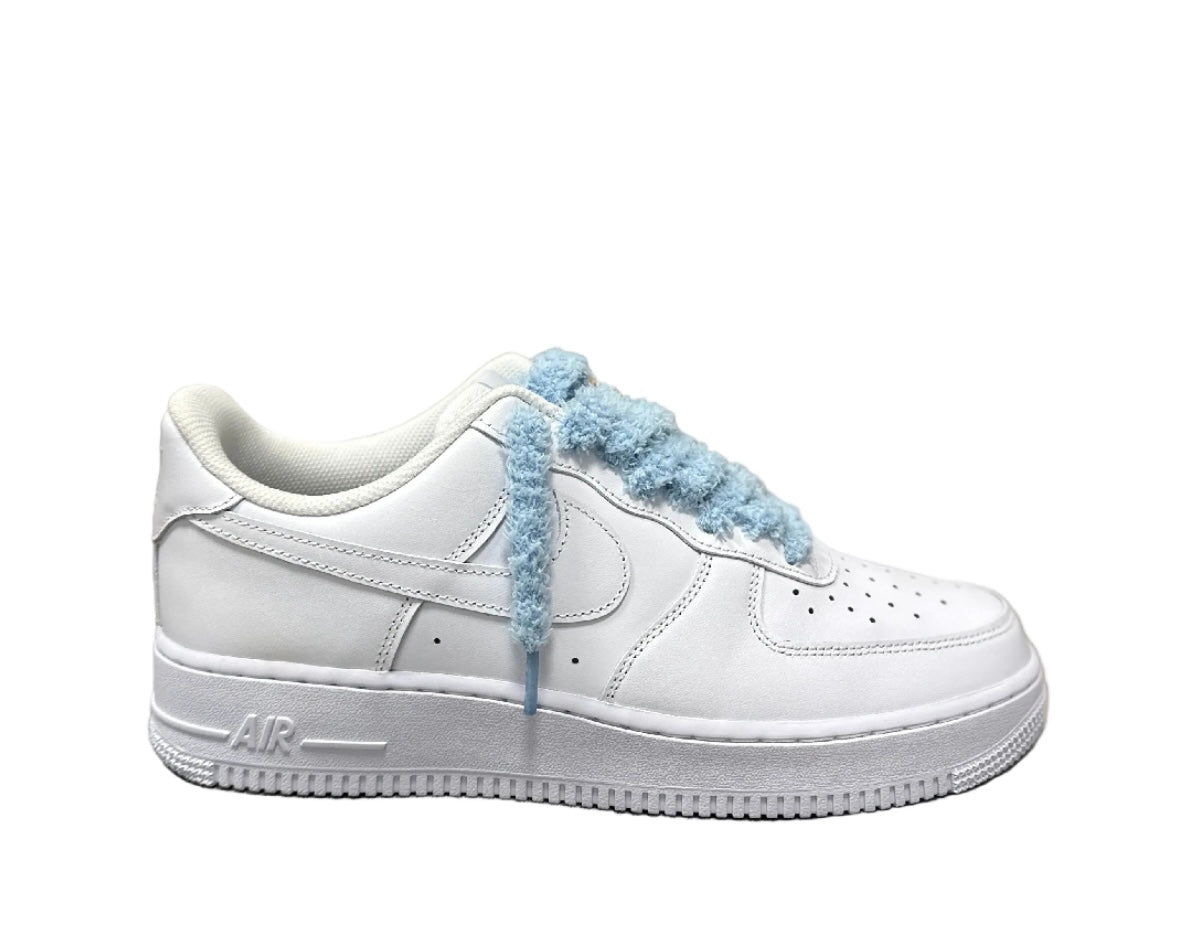 NIKE AIR FORCE 1 ‘07 ‘TRIPLE WHITE FLUFFY LACES BABY BLUE’