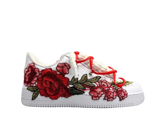 NIKE AIR FORCE 1 LOW ‘07 ‘TRIPLE WHITE’ ‘ROSE ROPE DOUBLE LACES’