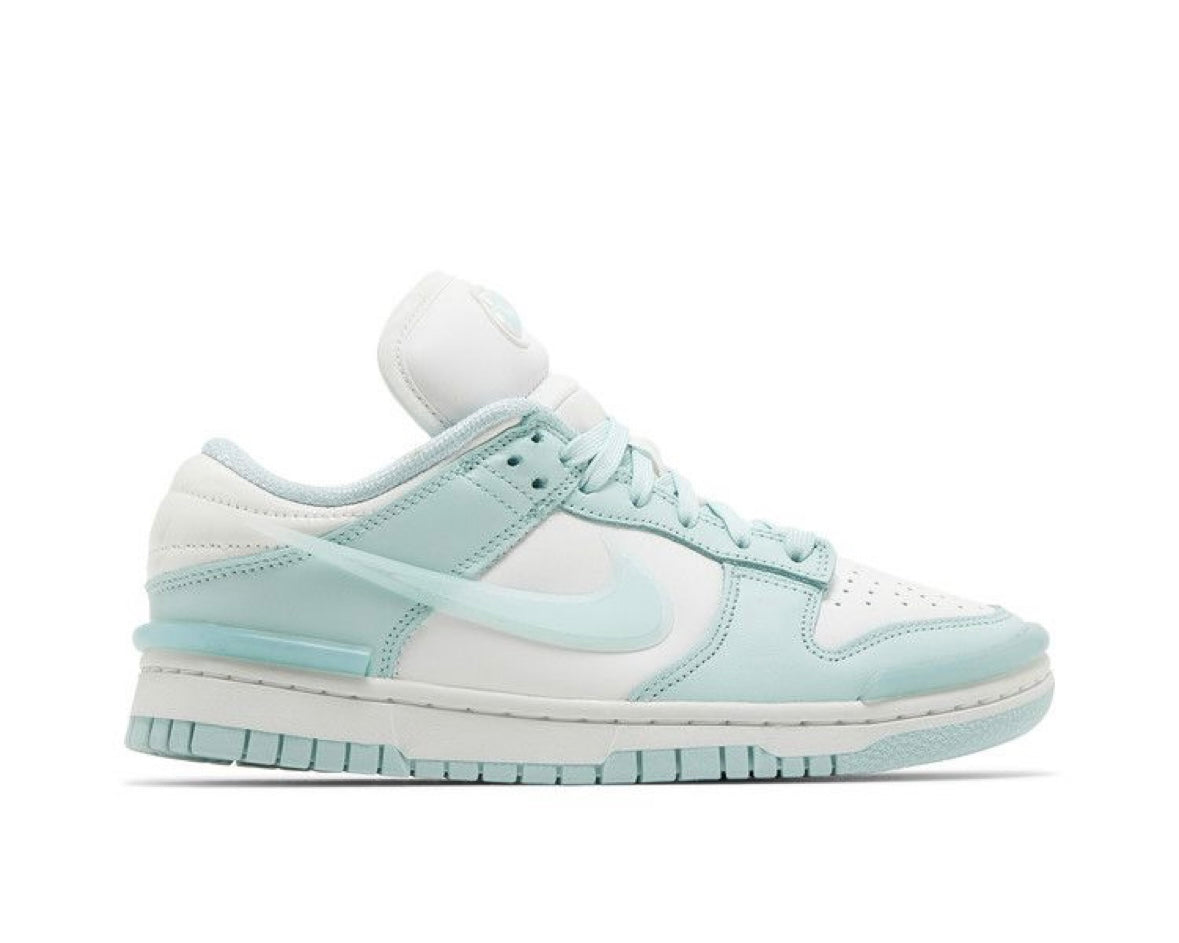NIKE DUNK LOW TWIST ‘JADE ICE’