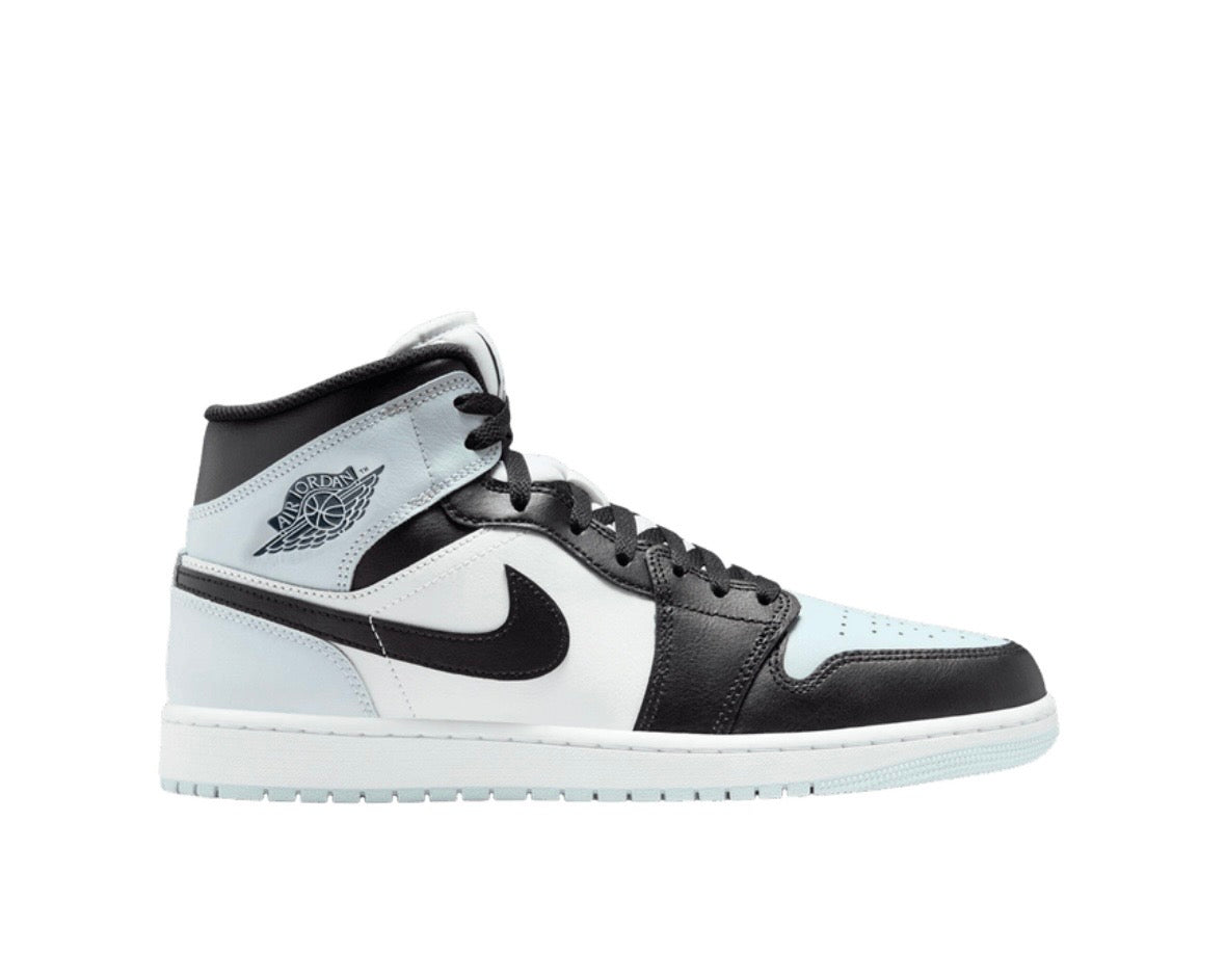 AIR JORDAN 1 MID ‘BLACK SQUADRON BLUE’