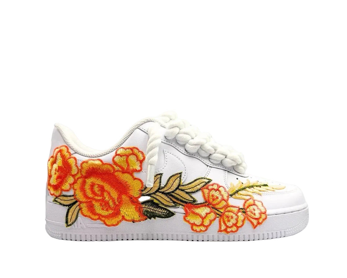 NIKE AIR FORCE 1 ‘07 ‘TRIPLE WHITE’ ‘ORANGE ROSE ROPE LACES’